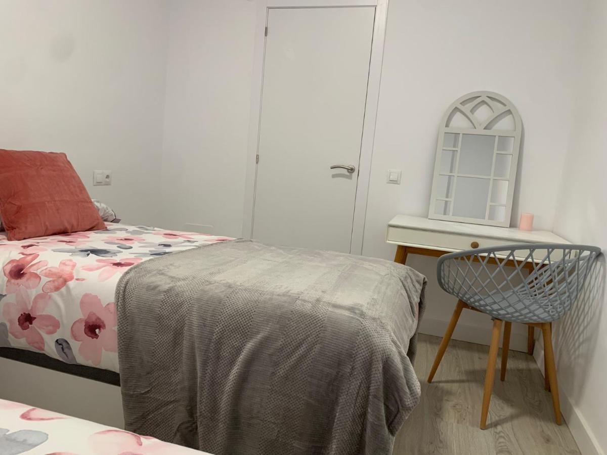 Apartamento—Centro Parking Gratis Grupos Malaga Bagian luar foto