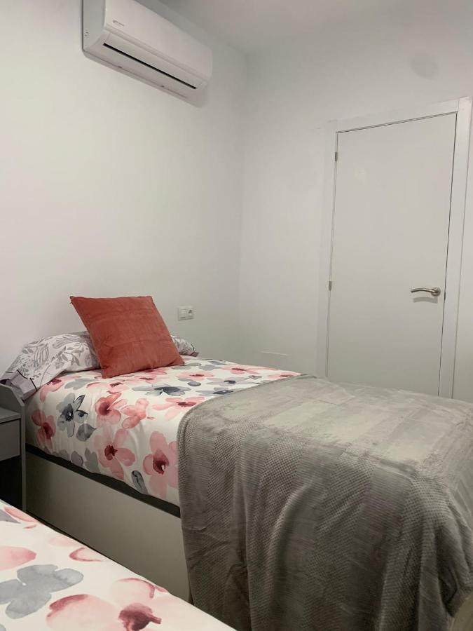Apartamento—Centro Parking Gratis Grupos Malaga Bagian luar foto