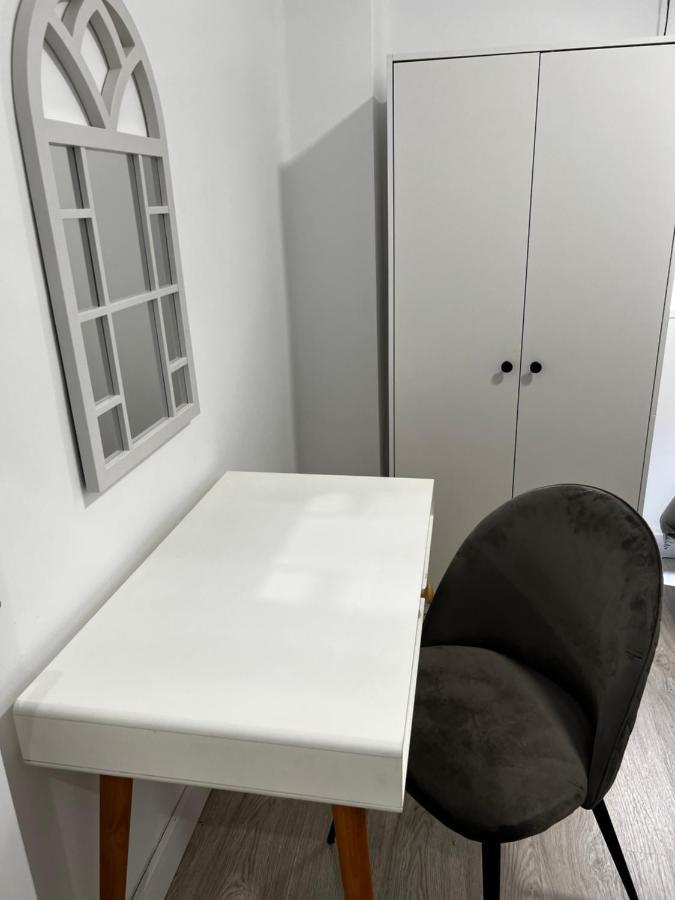 Apartamento—Centro Parking Gratis Grupos Malaga Bagian luar foto